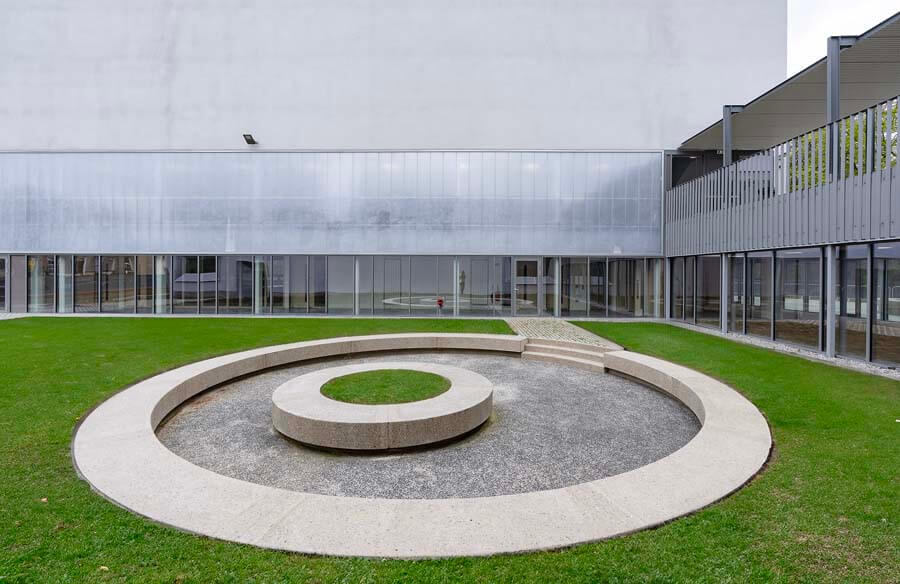 concrete design at Gaelscoil Limerick